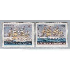 ARGENTINA 1968 GJ 1445 ESTAMPILLA CON COLORES AMARILLO Y CELESTE TOTALMENTE DESPLAZADOS DEJANDO LAS VELAS Y LAS OLAS EN BLANCO, VARIEDAD NO CATALOGADA DURANTE MAS DE 50 AÑOS !!!! RARISIMA !!!